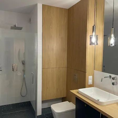 شقة Apartament Obok Starowki - Nowka Sztuka!